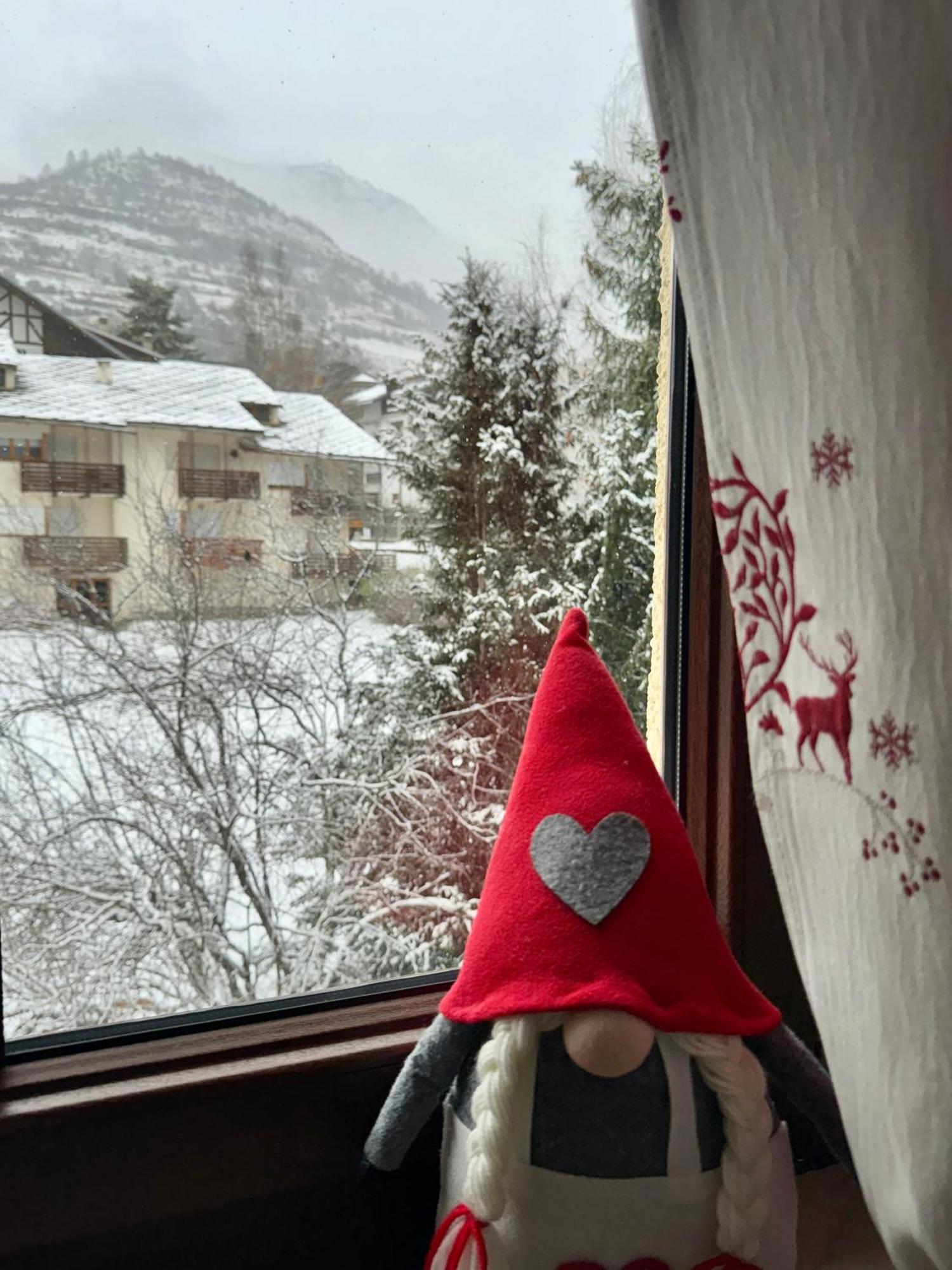 Gina'S Home - Appartamento Nel Cuore Di Bardonecchia Exteriör bild